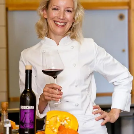 Penzion Koschak Wirt & Weinbauer