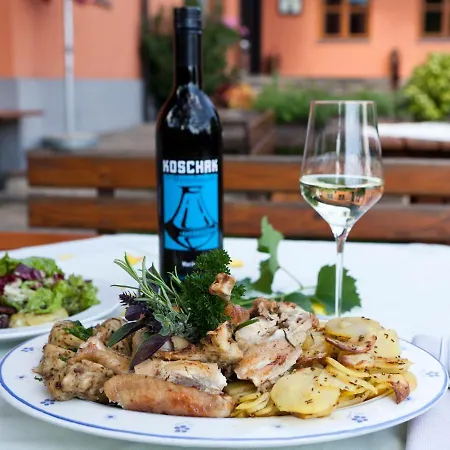 Koschak Wirt & Weinbauer بيت ريفي