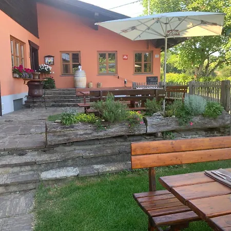 Koschak Wirt & Weinbauer Locanda *