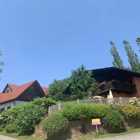 Koschak Wirt & Weinbauer Heimschuh