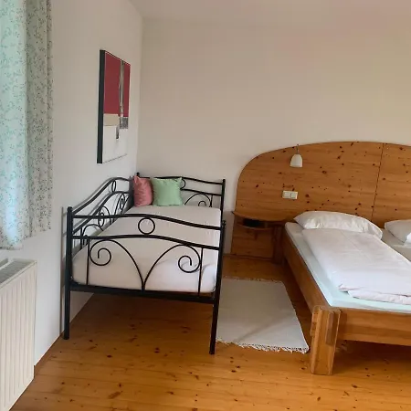 Koschak Wirt & Weinbauer Penzion