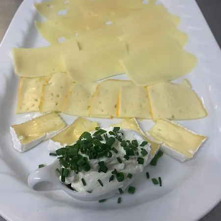 Koschak Wirt & Weinbauer Zajazd *