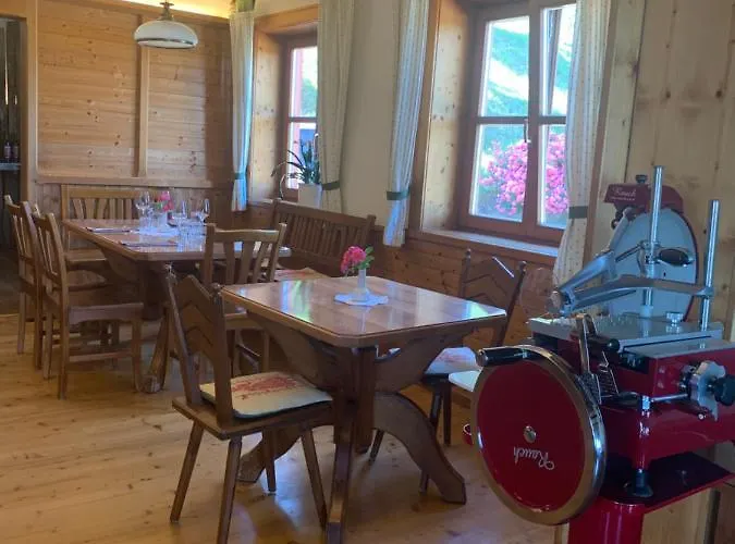 Koschak Wirt & Weinbauer Inn