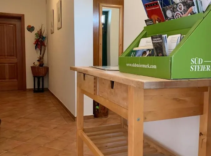 Koschak Wirt & Weinbauer Inn